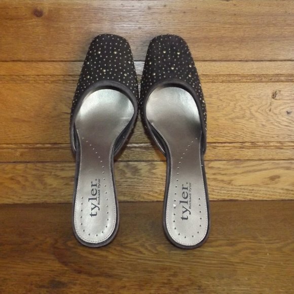 Richard Tyler Conga Brown Suede Slip-On Wedges, Size 8.5 NWOB - Picture 3 of 9